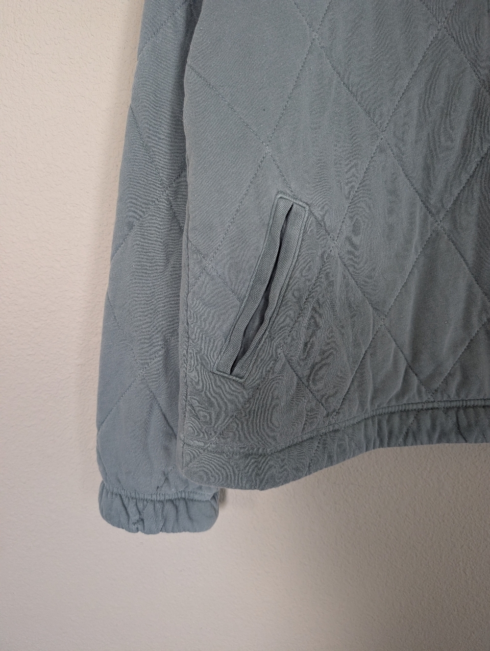 Abercrombie & Fitch Size Small Quilted Half-Zip Pullover in Dusty Sage - Picture 6 of 9
